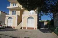 Apartment with a beautiful lake view - right on the sea -