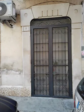 Casa Manzoni, renovated apartment within walking distance of the sea in Bisceglie. Отели в г. Bisceglie