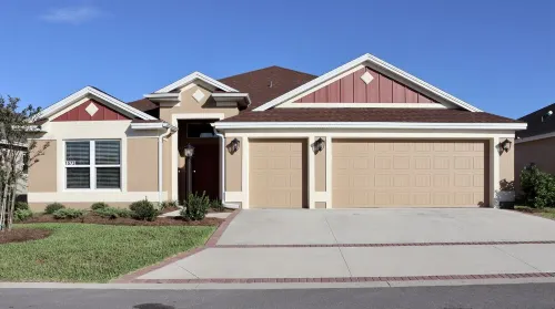 Designer home minutes from Eastport area, near 7 golf courses, & pet friendly!