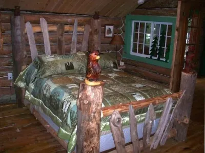 Pet -friendly Cabin on Lake Superior at Sunset Cove Resort