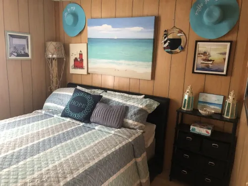 Rustic 2 BR, 1 Bath Cottage With Private Association Beach Access To Lake Huron