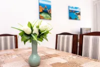 Apartment for 4 People with Garage, Center, 200m from the Beach