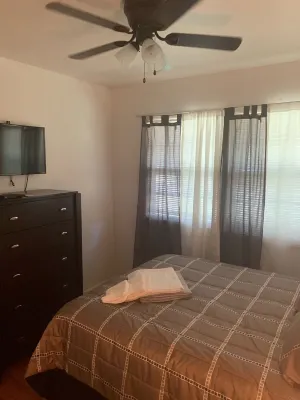 Cozzy home for rent in Denbigh Hotels near Jefferson Commons