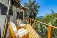 WAVEFRONT TEAK GLAMPING PARADISE