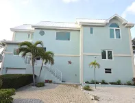 BeachPlumVilla - Snorkeler's Paradise