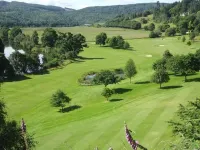 Aigas holiday cottages Pond View