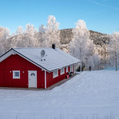 Pure lake view and great feeling of space