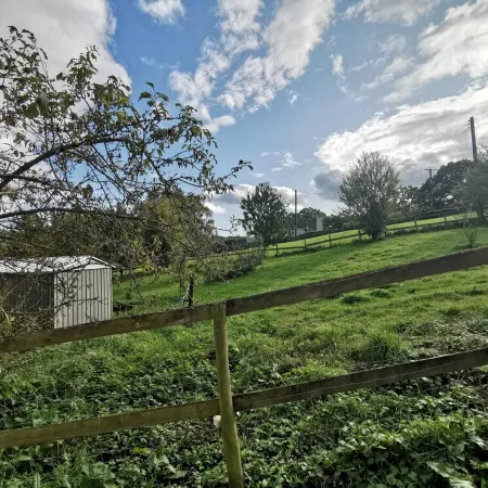 Fantastic self-catering apartment on the outskirts of Caerleon Отели в г. Каерлеон