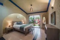 PARAISO BEACHFRONT VILLA 4BD RIVIERA MAYA PARADISE