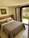 Avithos Beach 2 Mins. Private Pool & Garden. Airport 10 Minutes.