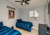 Riverfront Ruby Red Home & Spa & Private Dock & Inlet Fun!