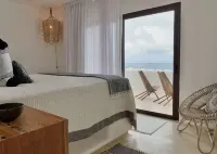 Casa Saasil: A Peaceful Oceanview Villa for Soulful Escapes & Island Adventures.