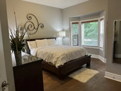 Cozy Spacious Townhouse in The Blue Mountains Các khách sạn gần Toronto Ski Club