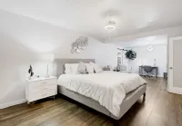 MODERN HOME WITH GYM, SAUNA, POOL AND GAME ROOM