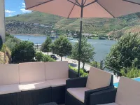 Vivenda à Beira Rio Ξενοδοχεία στην πόλη Armamar