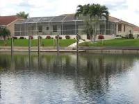 Casa De La Wren - Luxury Home - Pristine Condition - Waterfront. Heated Pool Hotels in Punta Gorda