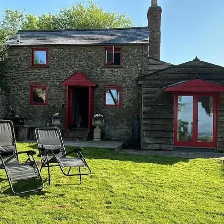 Camp Cottage the perfect  escape and hideaway for a couple and  dogs