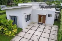 Casa Santa Fe Arenal Volcano Hotels in San Carlos