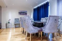 10 Guests - 5 Bedrooms - Free Parking - Lux House Hotels in 