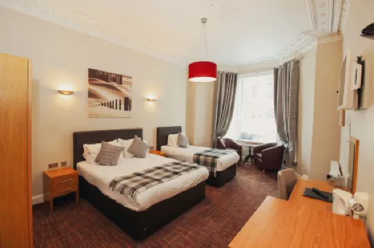 凱爾溫格羅夫飯店