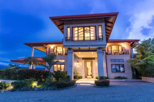 Platinum - A New level of Luxury, with 360 degree views & unmatched quality
