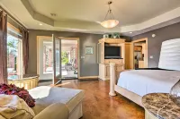 Spectacular Duck Creek Waterfront Retreat w/ Dock! -  Privatzimmer