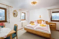 Pension Rainhof Hotels in Kitzbuhel