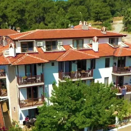 Santo Akyaka Home