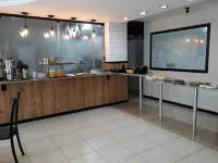 Hotel Romanville - breakfast