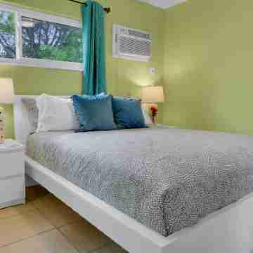 The Beach House - Treasure Island Rooms