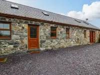 Cefn-Yr-Efail Hotels in Criccieth