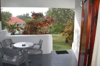 Daniella's Bungalows