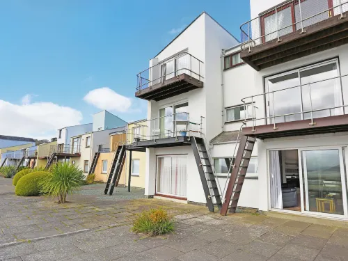 18D South Snowdon Wharf Hotels in Talsarnau
