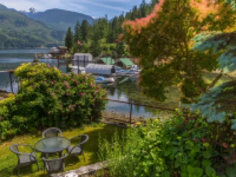 Bathgate Resort and Marina Hotels in Sunshine Coast