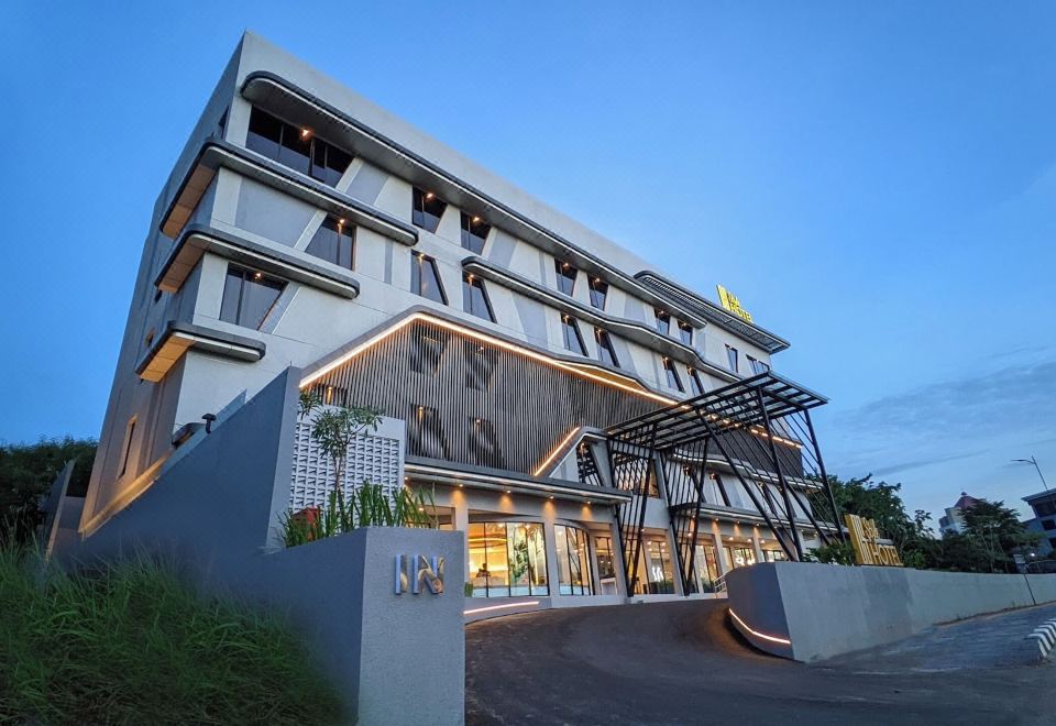 hotel overview picture