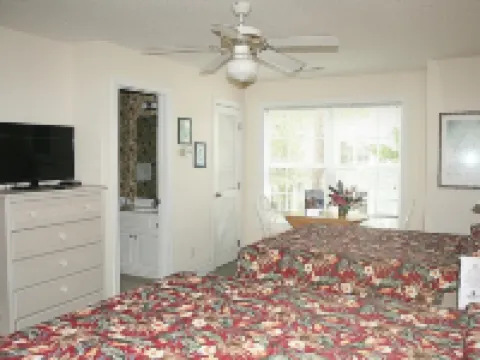 27 Holes of Golf Surrounds the Studio Golf Villa 1606l with Resort Amenities by Redawning Hotels in Calabash