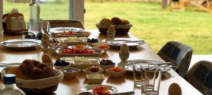Clementin Suits Sigacık Hotels in Seferihisar