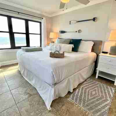 Harbour Place 511 Condo Rooms