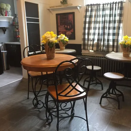 The Baxa Inn