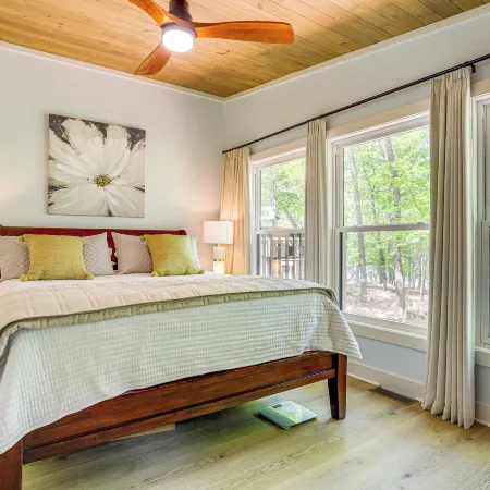Lake Lanier Living! Retreat w/ Dock, Deck & Sauna