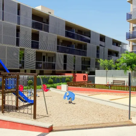 Rentalmar Families Paradise Village