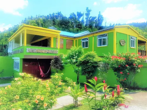 Serenity Lodges Dominica