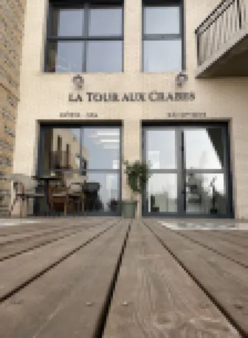 La Tour Aux Crabes près de la Plage