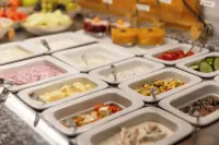 ストランドホテル ツア プロムナード - 朝食