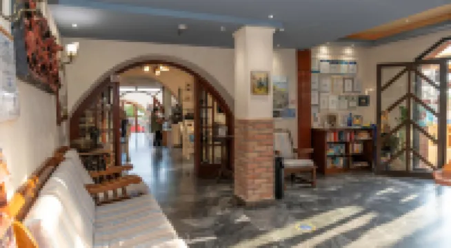 Evina Rooms & Suites