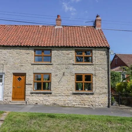 The Cottage Hotels in Pickering