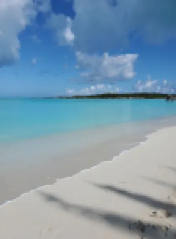 Ocean Views - Comfy Family Home Sleeps up to 10 - Hideaways Beach Club