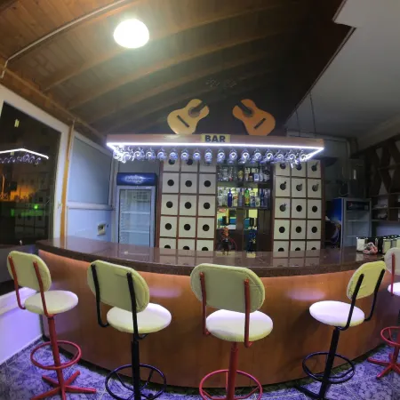 Almir Hotel