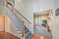 Charming Medford Getaway ~ 4 Miles to Downtown! - صديق للحيوانات الاليفة