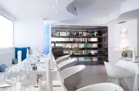 Fergus Style Cala Blanca Suites - breakfast